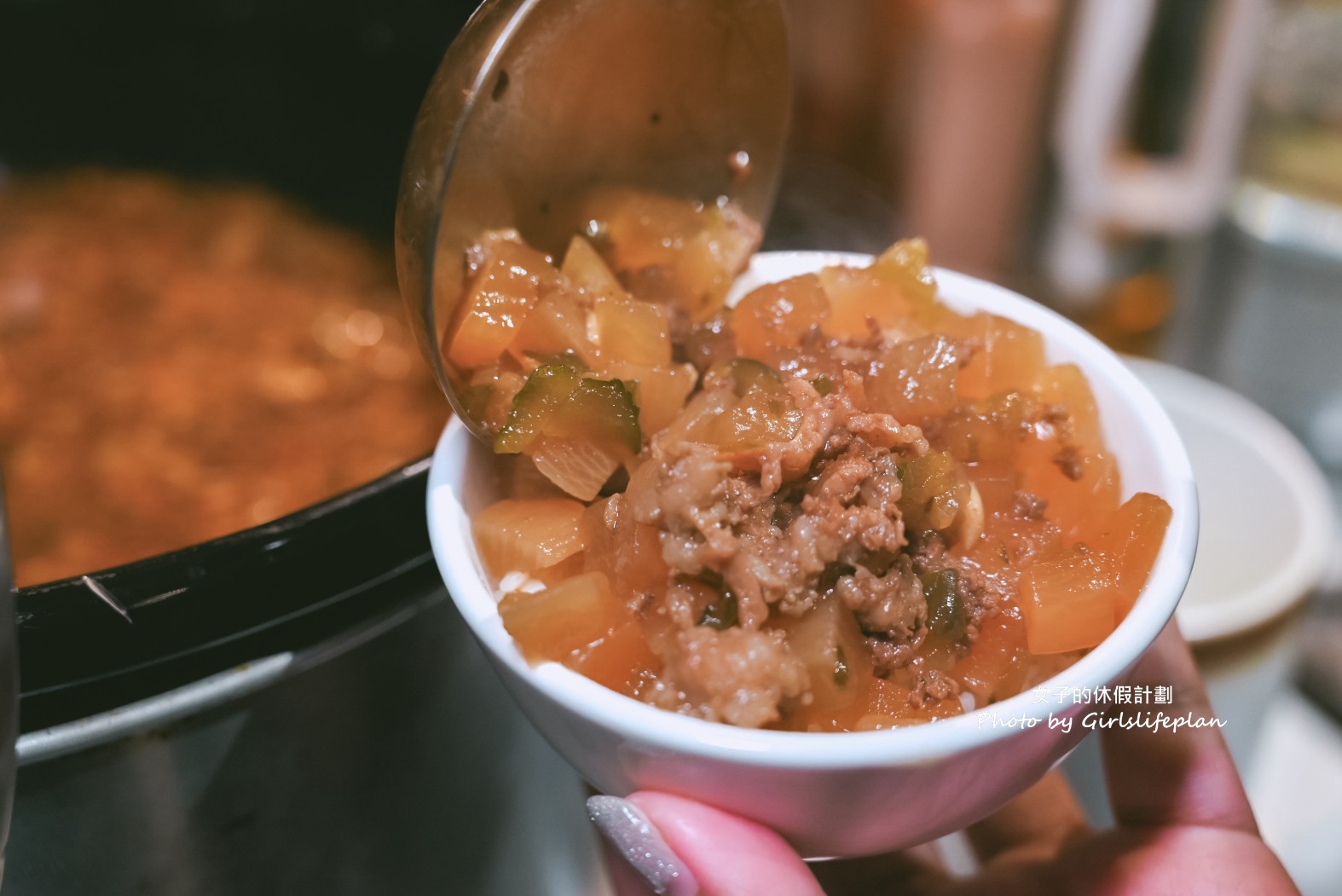 239元火鍋自助吧吃到飽！20多種蔬食、主食、飲料、冰品還有車輪餅吃到飽 @女子的休假計劃