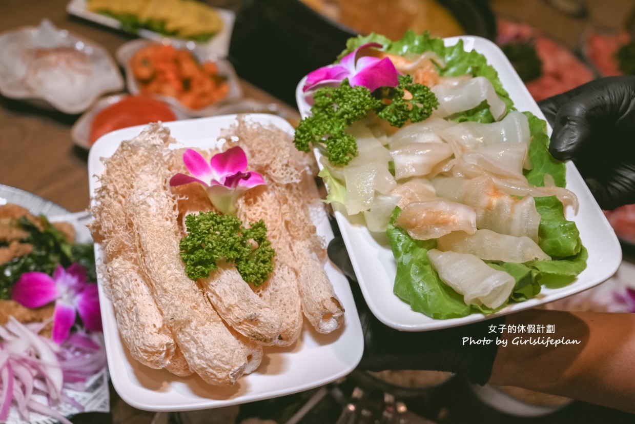 鄉民大推雞湯界LV，雞湯鮮濃好喝，小菜吃到飽連熱炒也很強 @女子的休假計劃