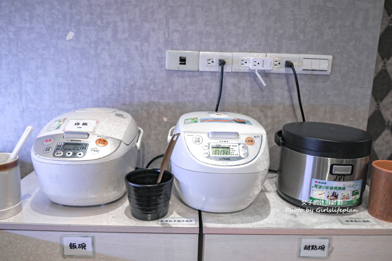 239元火鍋自助吧吃到飽！20多種蔬食，飲料冰品喝到飽，打卡送章魚燒吃到飽 @女子的休假計劃
