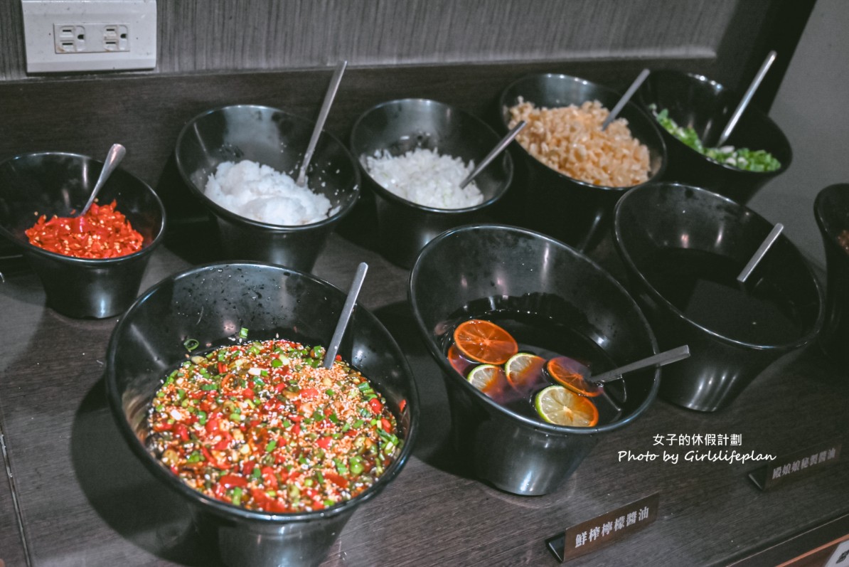 239元火鍋自助吧吃到飽！20多種蔬食，飲料冰品喝到飽，打卡送章魚燒吃到飽 @女子的休假計劃