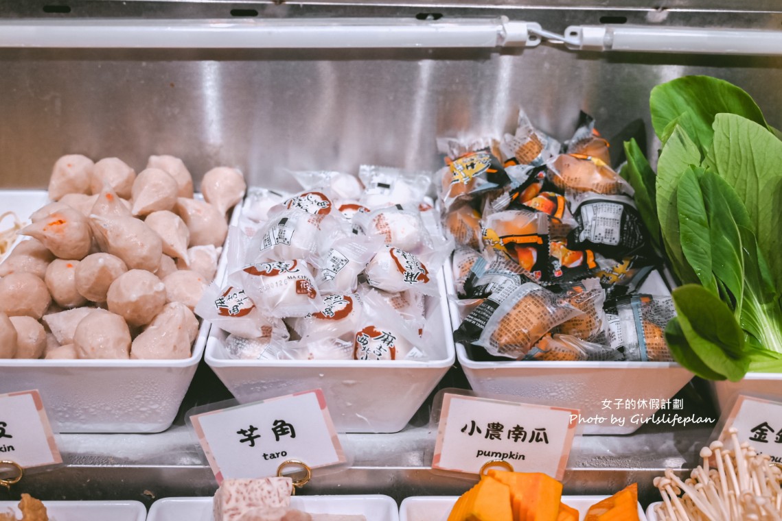 239元火鍋自助吧吃到飽！20多種蔬食，飲料冰品喝到飽，打卡送章魚燒吃到飽 @女子的休假計劃