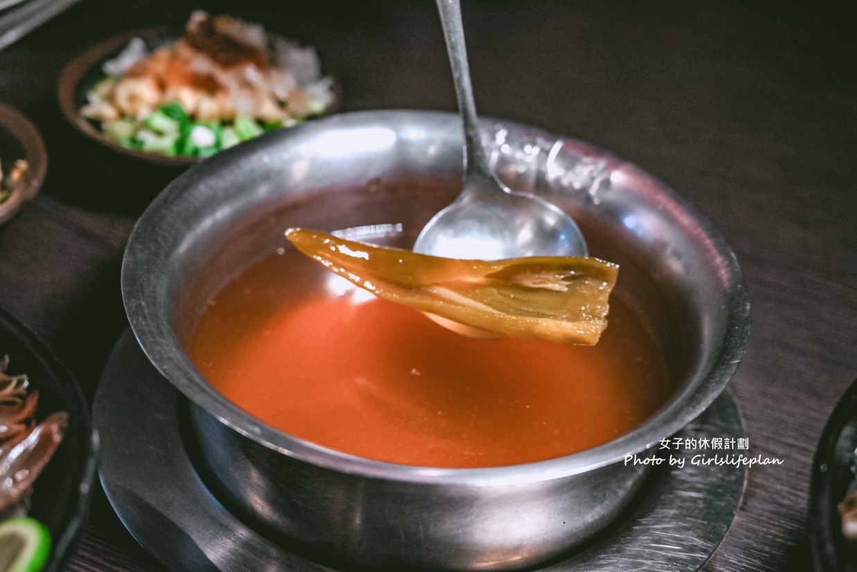 239元火鍋自助吧吃到飽！20多種蔬食，飲料冰品喝到飽，打卡送章魚燒吃到飽 @女子的休假計劃
