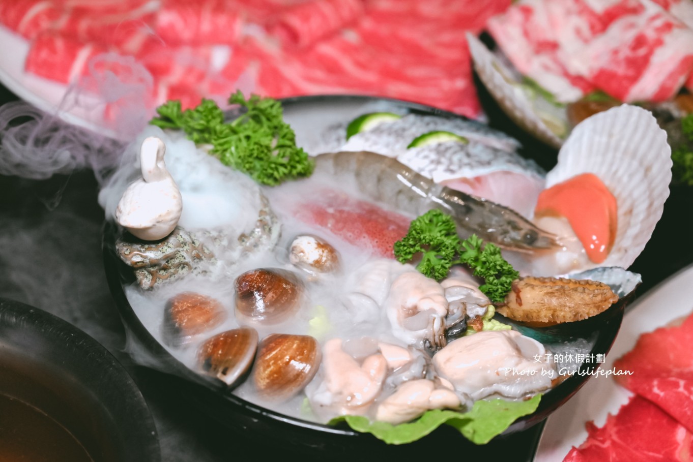 239元火鍋自助吧吃到飽！20多種蔬食，飲料冰品喝到飽，打卡送章魚燒吃到飽 @女子的休假計劃