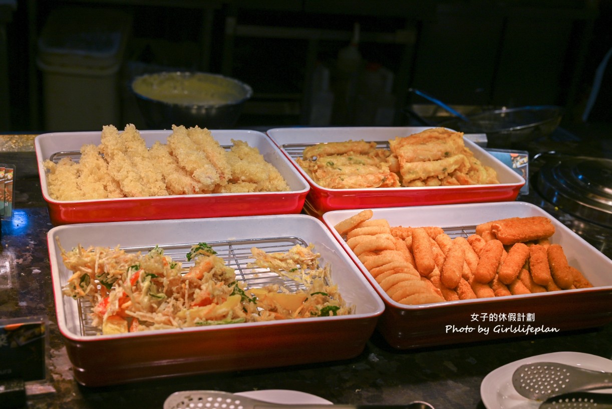 不到千元片竟然皮鴨三吃吃到飽,現切牛胸肉、各式海鮮、生魚片、港式點心、哈根達斯等也都吃到飽 @女子的休假計劃 不到千元片竟然皮鴨三吃吃到飽,現切牛胸肉、各式海鮮、生魚片、港式點心、哈根達斯等也都吃到飽 @女子的休假計劃