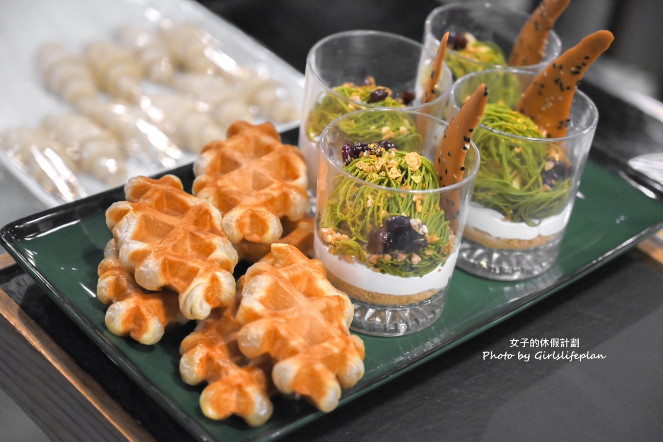 自助餐吃到飽櫻桃烤鴨六吃、現煎牛排、松葉蟹無限爽吃還有星巴克咖啡.哈根達斯 @女子的休假計劃