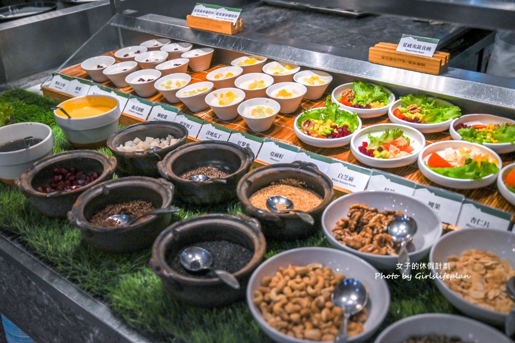 超過百道自助餐吃到飽營業到下午一點,早餐有哈根達斯星巴克咖啡無限暢飲還可外帶 @女子的休假計劃 超過百道自助餐吃到飽營業到下午一點,早餐有哈根達斯星巴克咖啡無限暢飲還可外帶 @女子的休假計劃