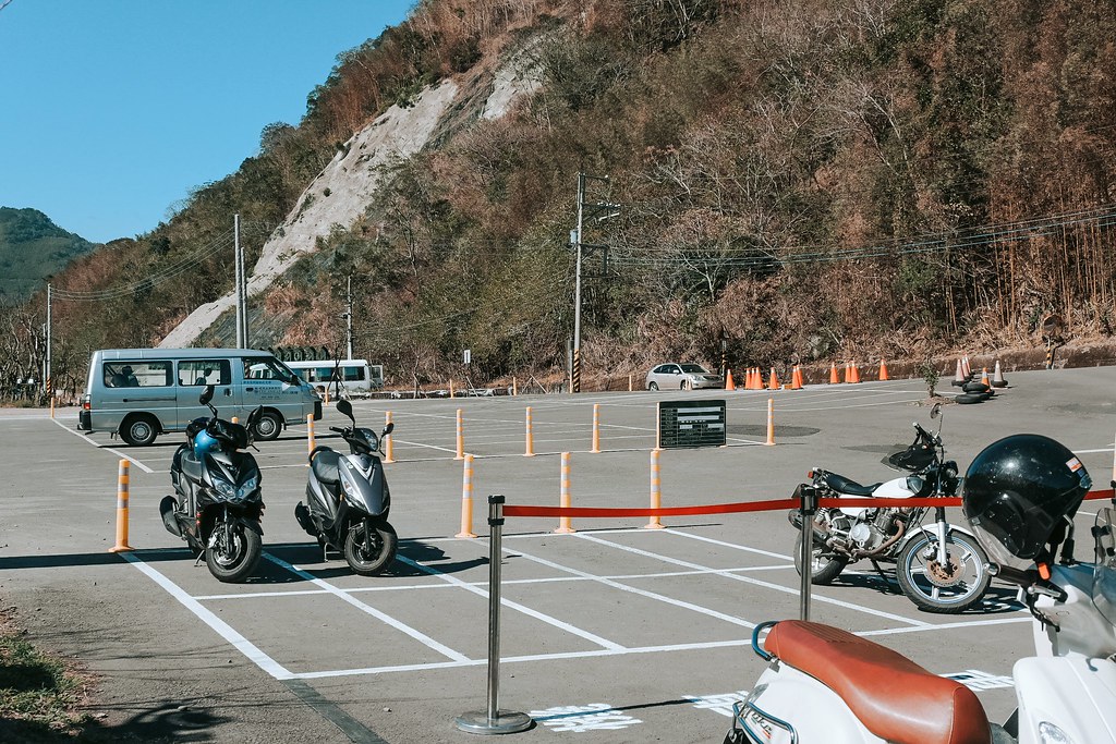 【新竹景點】青蛙石天空步道：遁入萌蛙的世界，在玻璃彩虹步道敲醒幸福的鐘聲。 @女子的休假計劃