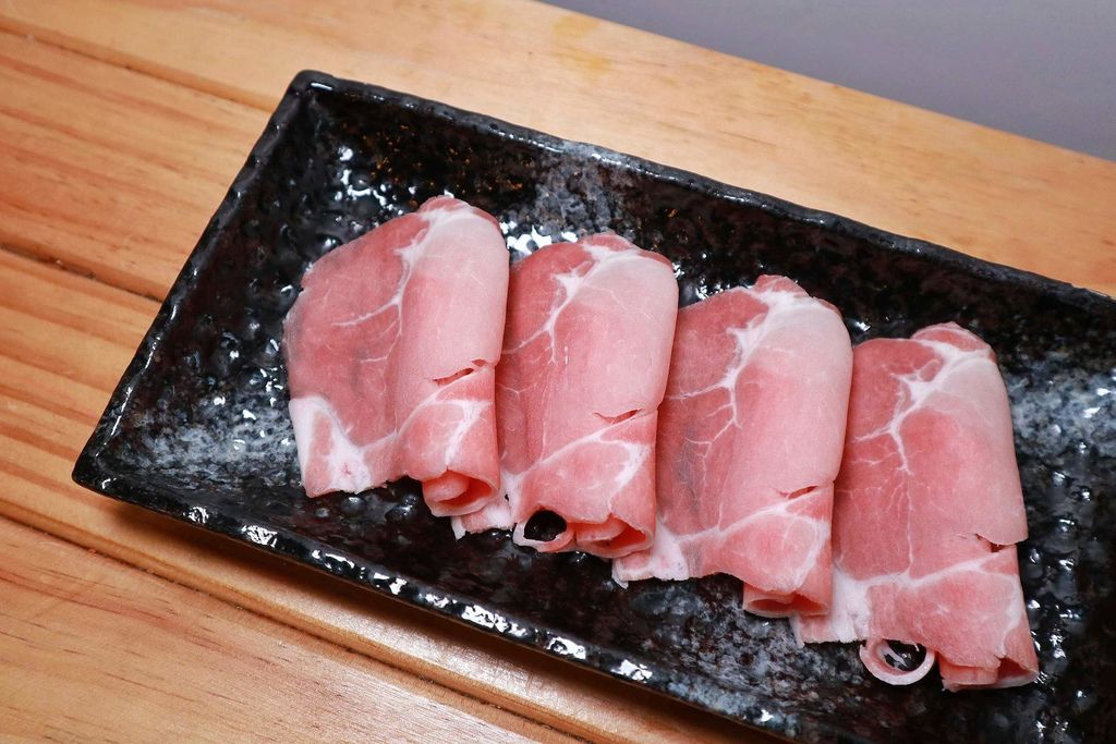 蒸翻天海鮮蒸氣火鍋餐廳，超霸氣威猛海鮮塔/林口美食【林口海鮮餐廳】 @女子的休假計劃