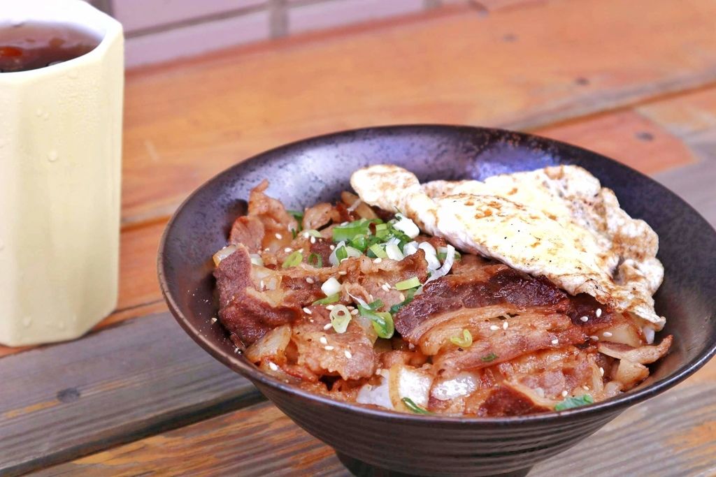 【桃園早午餐】醬饌燒肉蛋吐司，家傳秘製醬汁。 @女子的休假計劃