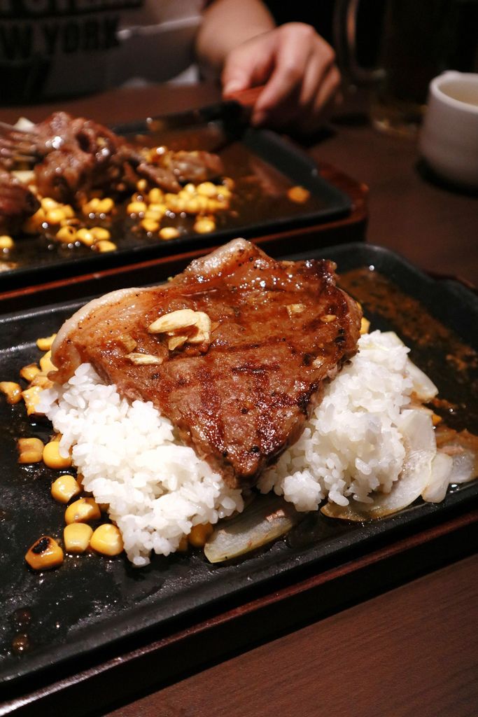 IKINARI STEAK台灣一號店：日本超人氣立食牛排店/南港美食 @女子的休假計劃