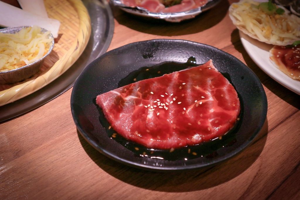 【新北燒烤吃到飽】燒惑日式炭火燒肉：頂極肉品澎派海鮮吃到飽！/板橋新埔站 @女子的休假計劃